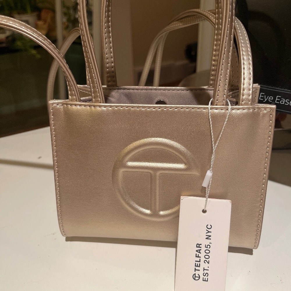 New with tags Telfar small shopping bag